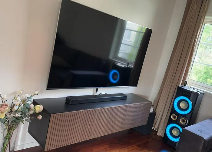 Helt Hus Leies Ut Under Fiskeri Messe 2025